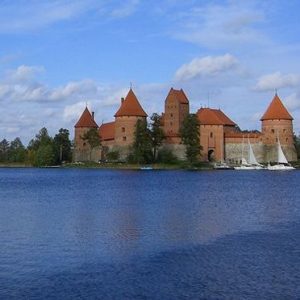4 DNI<b> LITWA</b> <br/> TERMIN: cały rok (do uzgodnienia) <br/><font color=red>WOLNE DLA GRUP</font>